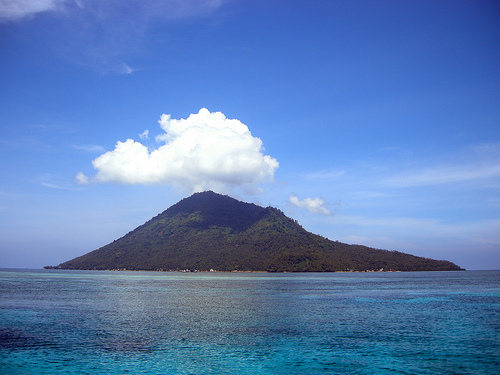 Pulau Manado Tua Island by mattk1979, on Flickr