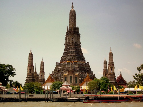 wat arun