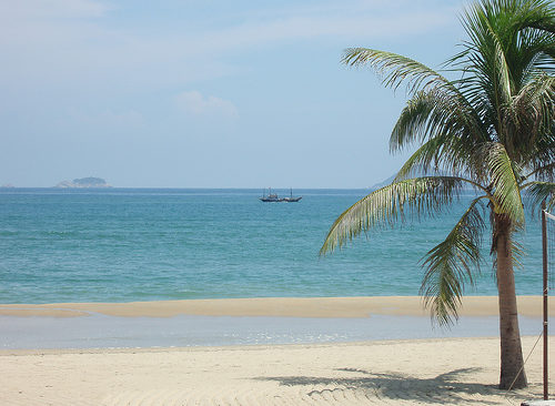 What are the TOP Beach Resorts in Vietnam to Stay?
