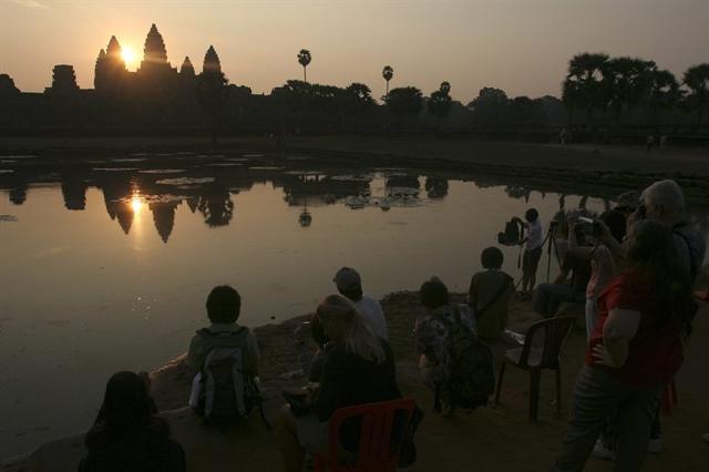 New website helps visitors to Cambodia pick their perch for watching sunsets at Angkor